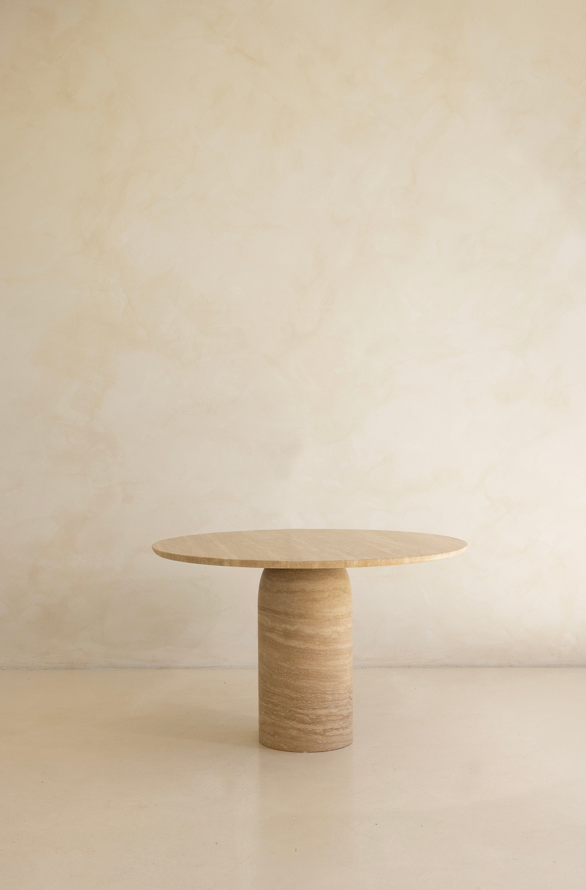 Bay Dining Table