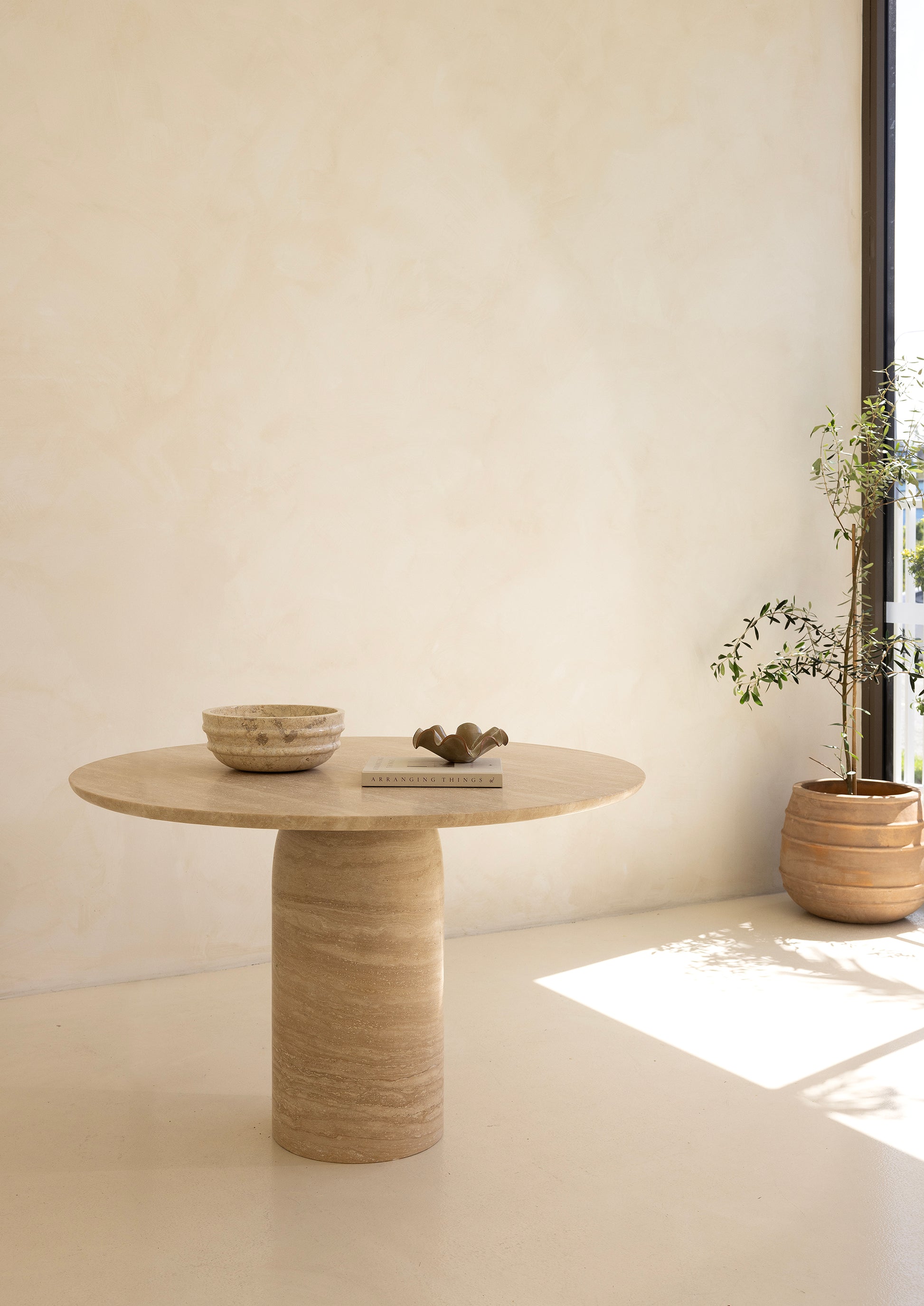 Bay Dining Table