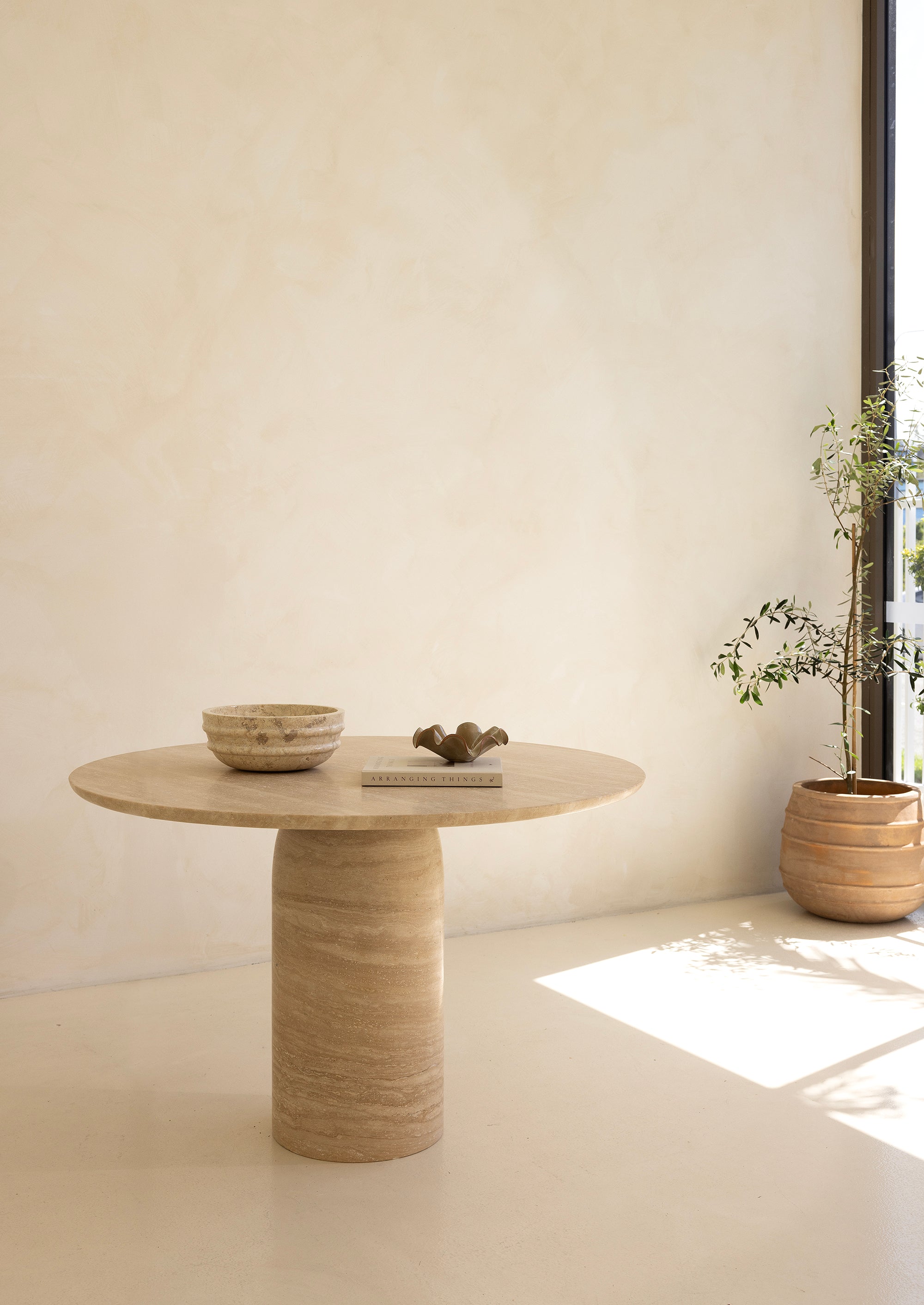 Bay Dining Table